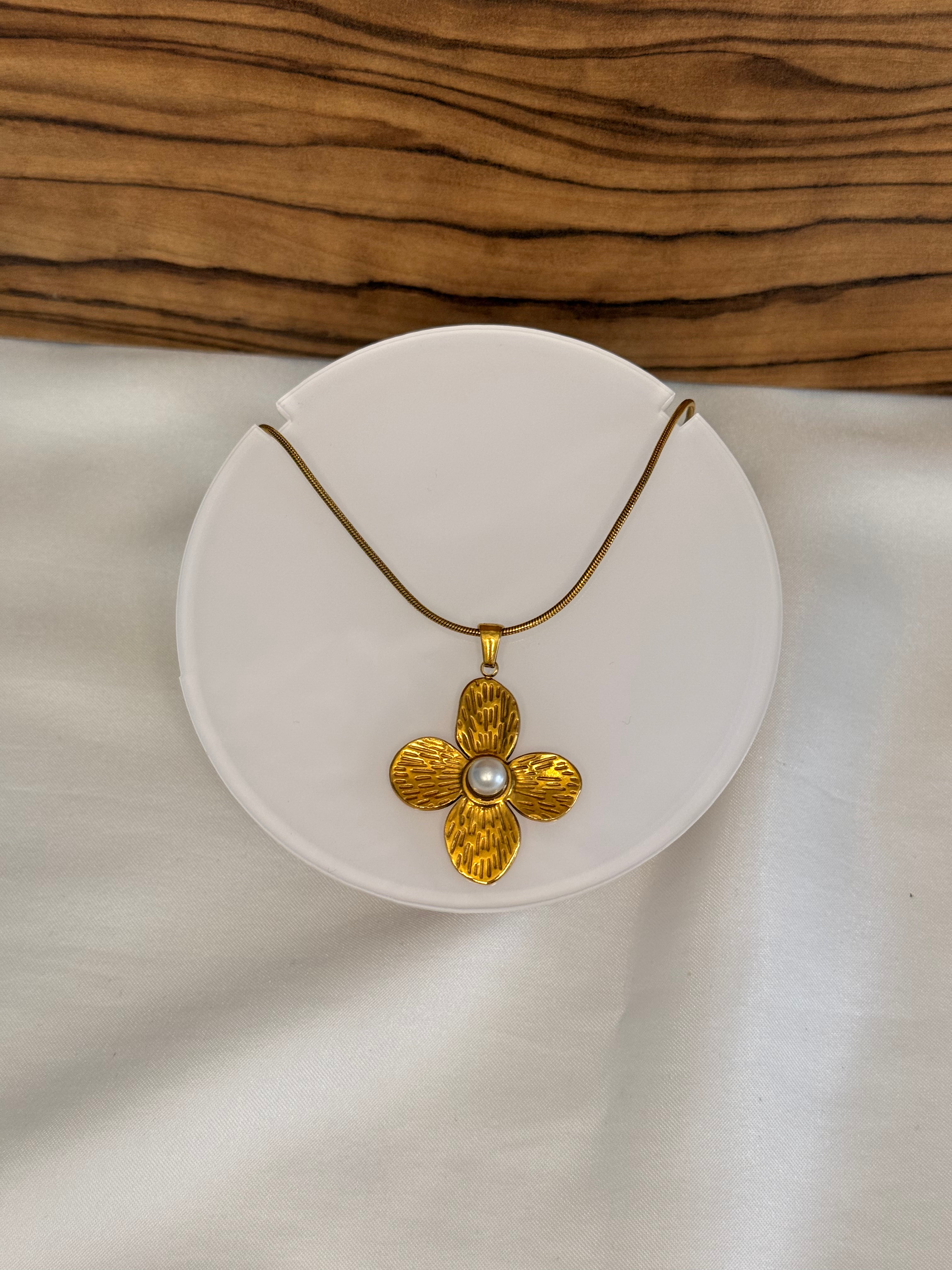 Flor da Tarde - Colar